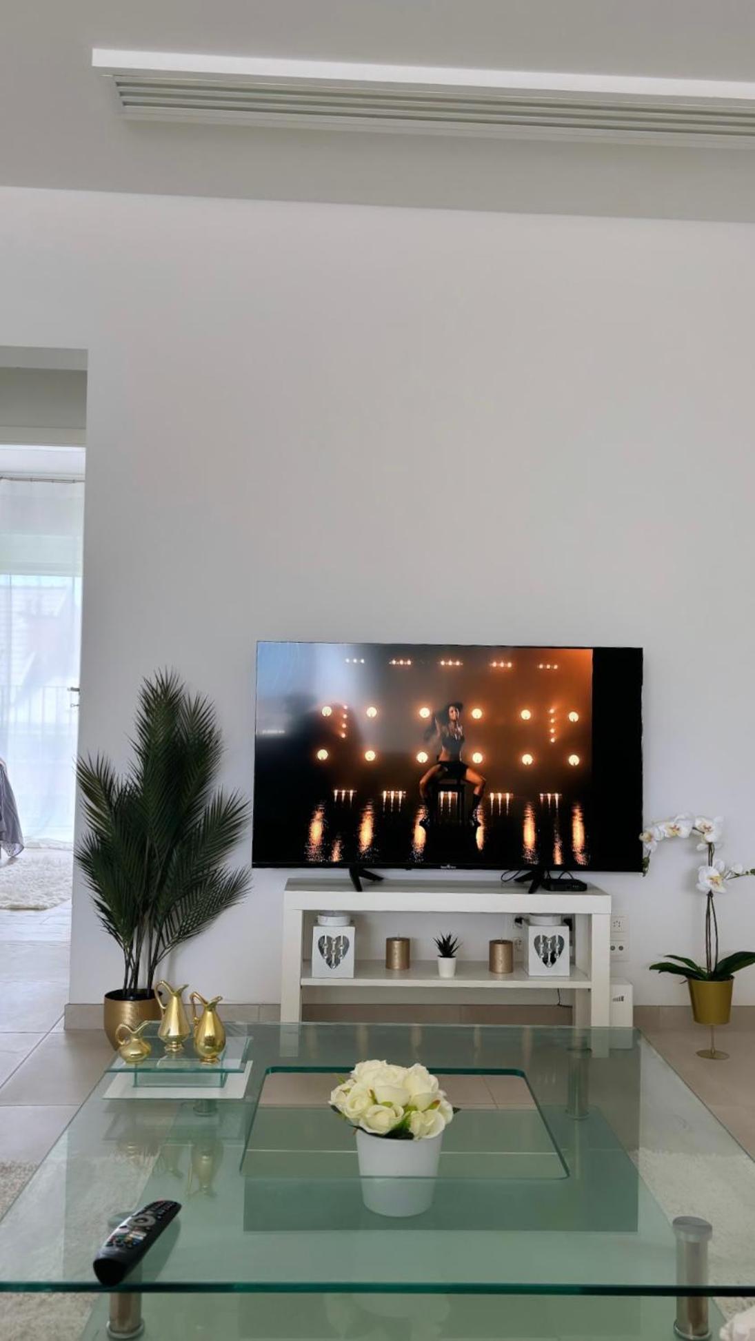 2 Bedrooms Luxury Apartment - Guillemins Льеж Экстерьер фото